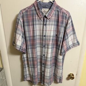Short Sleeve button up shirt Size XL